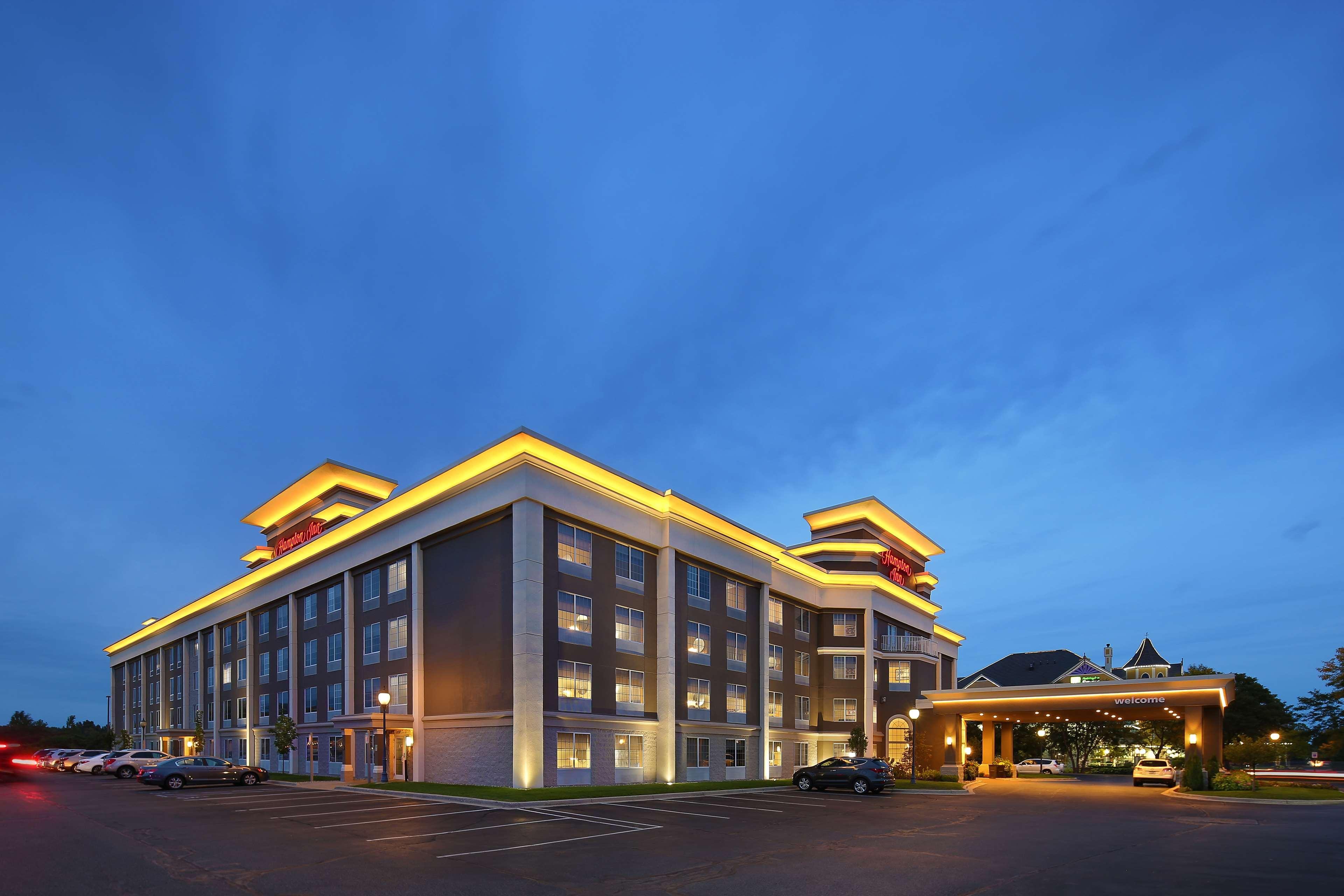 Hampton Inn Holland Dış mekan fotoğraf
