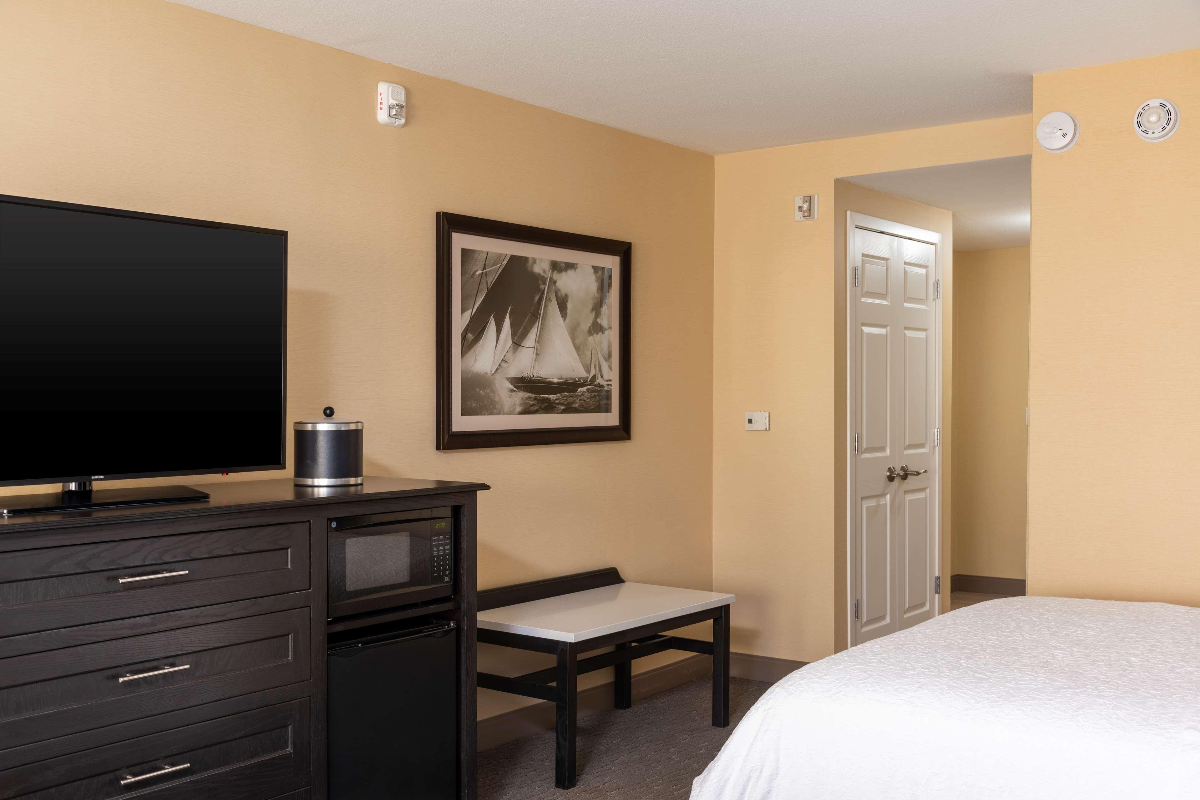 Hampton Inn Holland Dış mekan fotoğraf