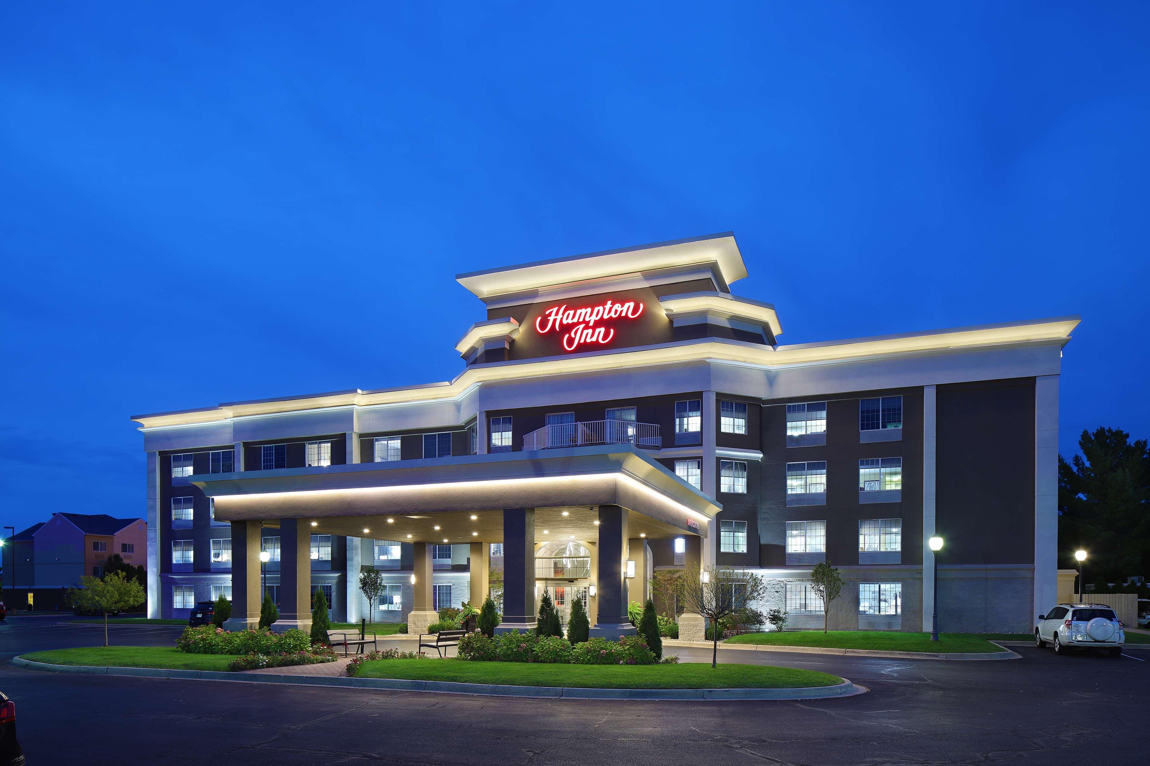 Hampton Inn Holland Dış mekan fotoğraf