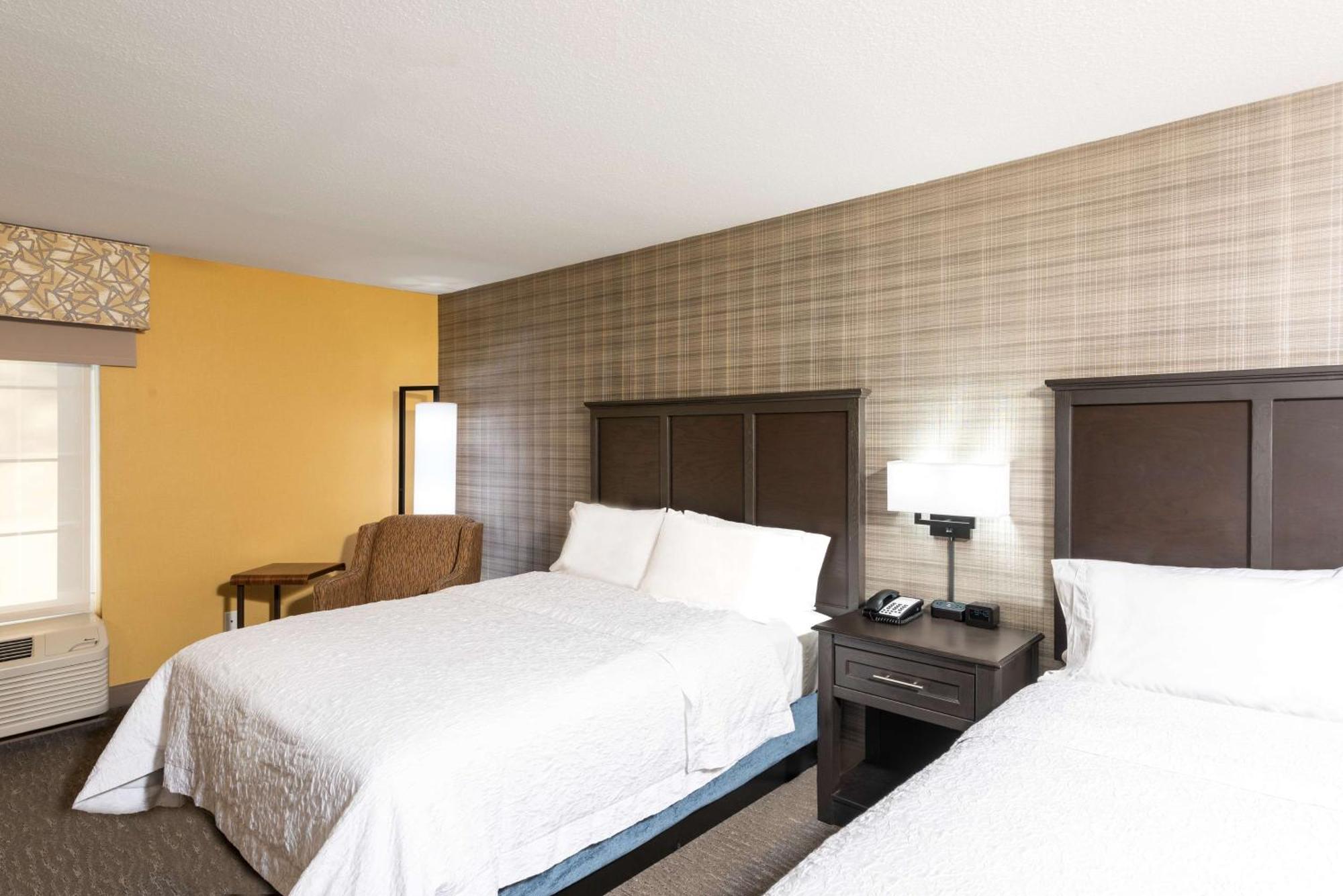 Hampton Inn Holland Dış mekan fotoğraf