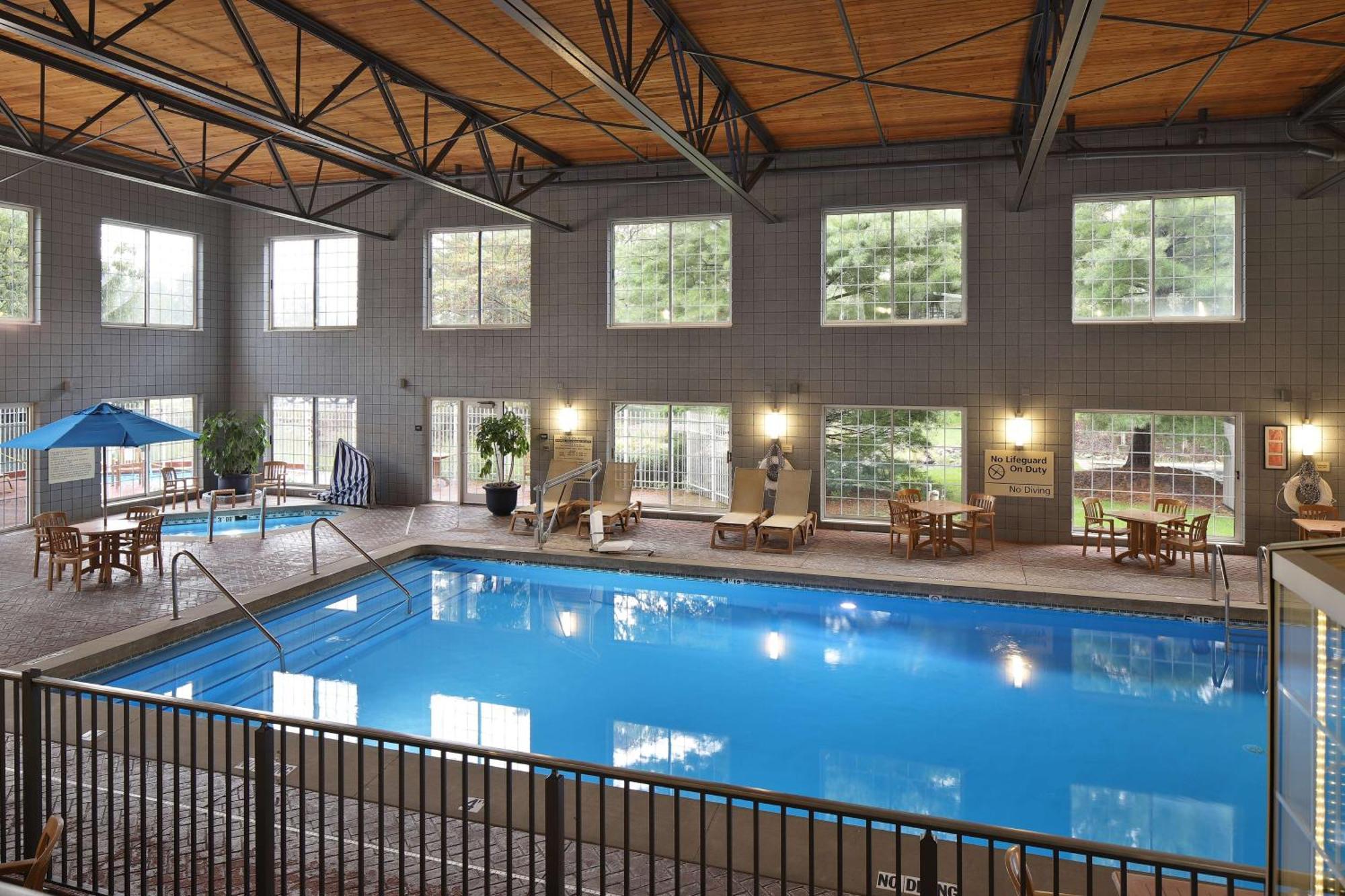 Hampton Inn Holland Dış mekan fotoğraf