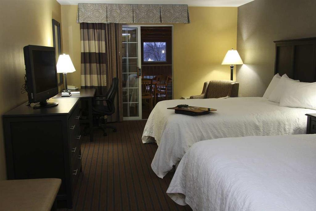 Hampton Inn Holland Oda fotoğraf