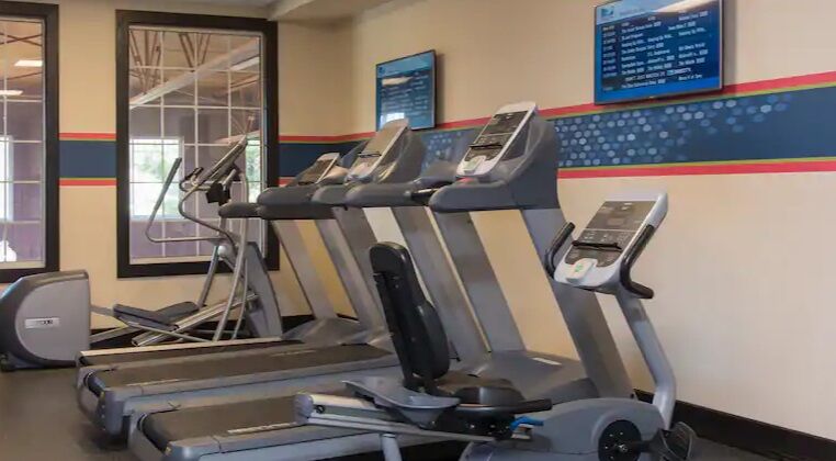 Hampton Inn Holland Dış mekan fotoğraf